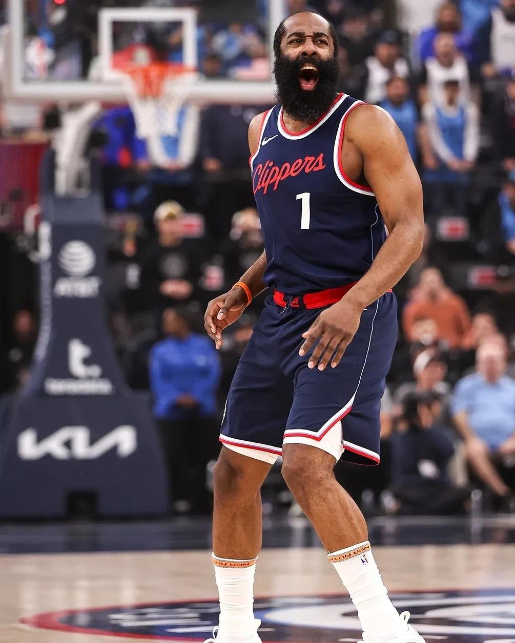 杜兰特关键投篮稳定输出（杜兰特关键球稳定命中）